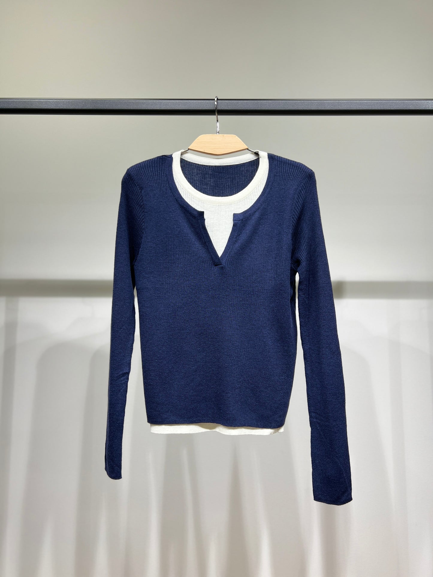 Pull Léger Côtelé Effet Superposé Bicolore Col Fendu