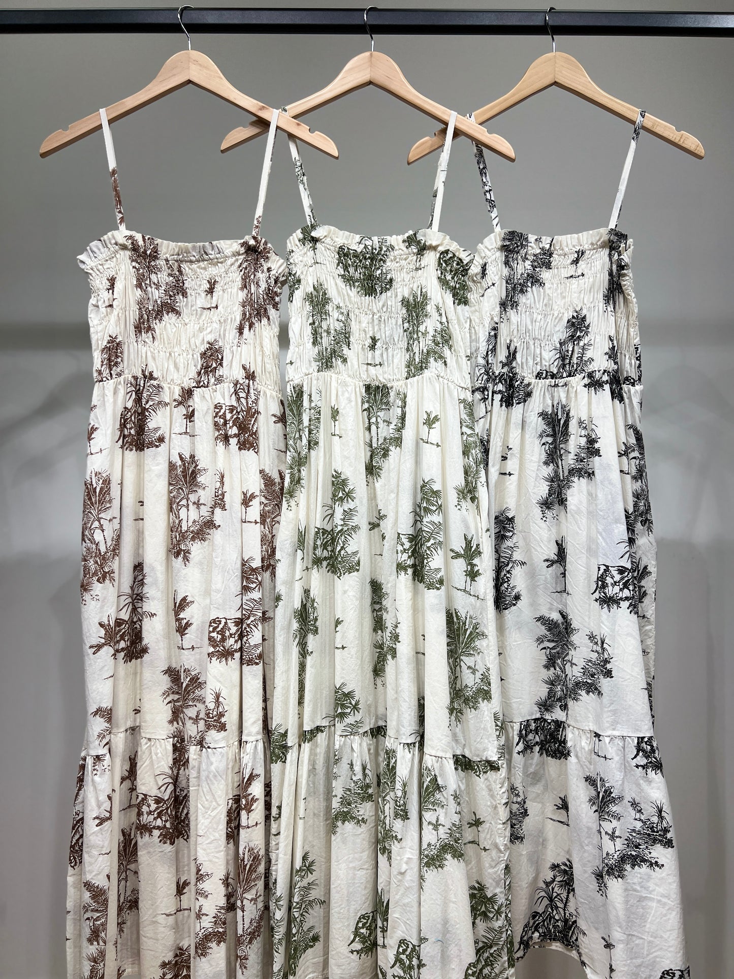Robe Été Bretelles Ajustable Motif Tropical Smock 100% Coton