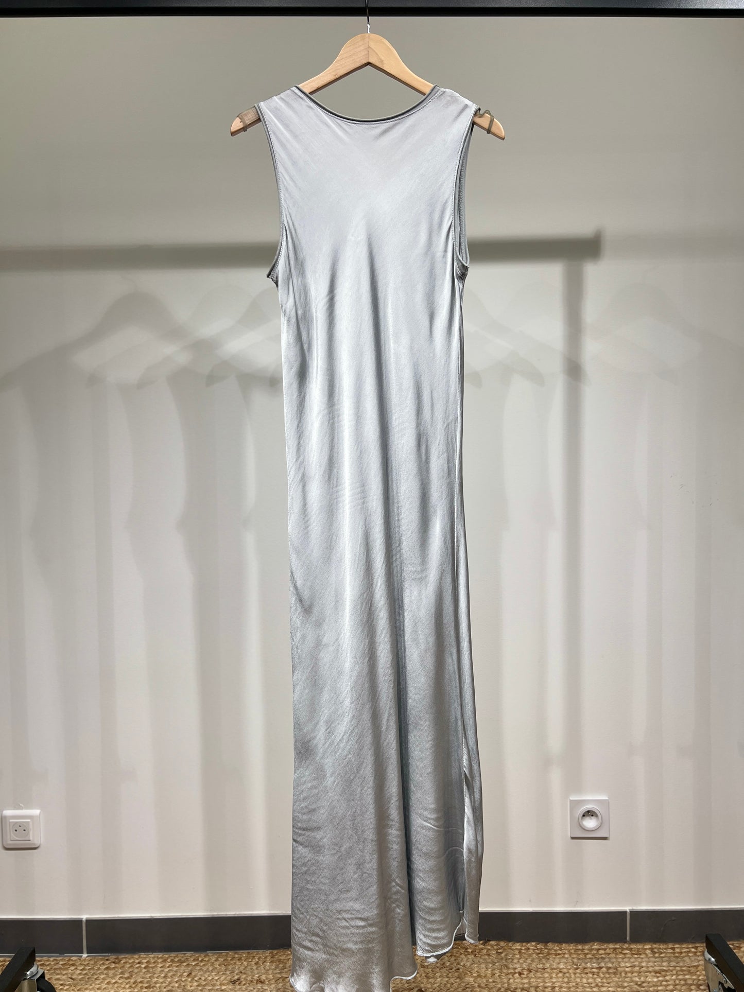 Robe Débardeur Longue Col V Satinée 100% Viscose