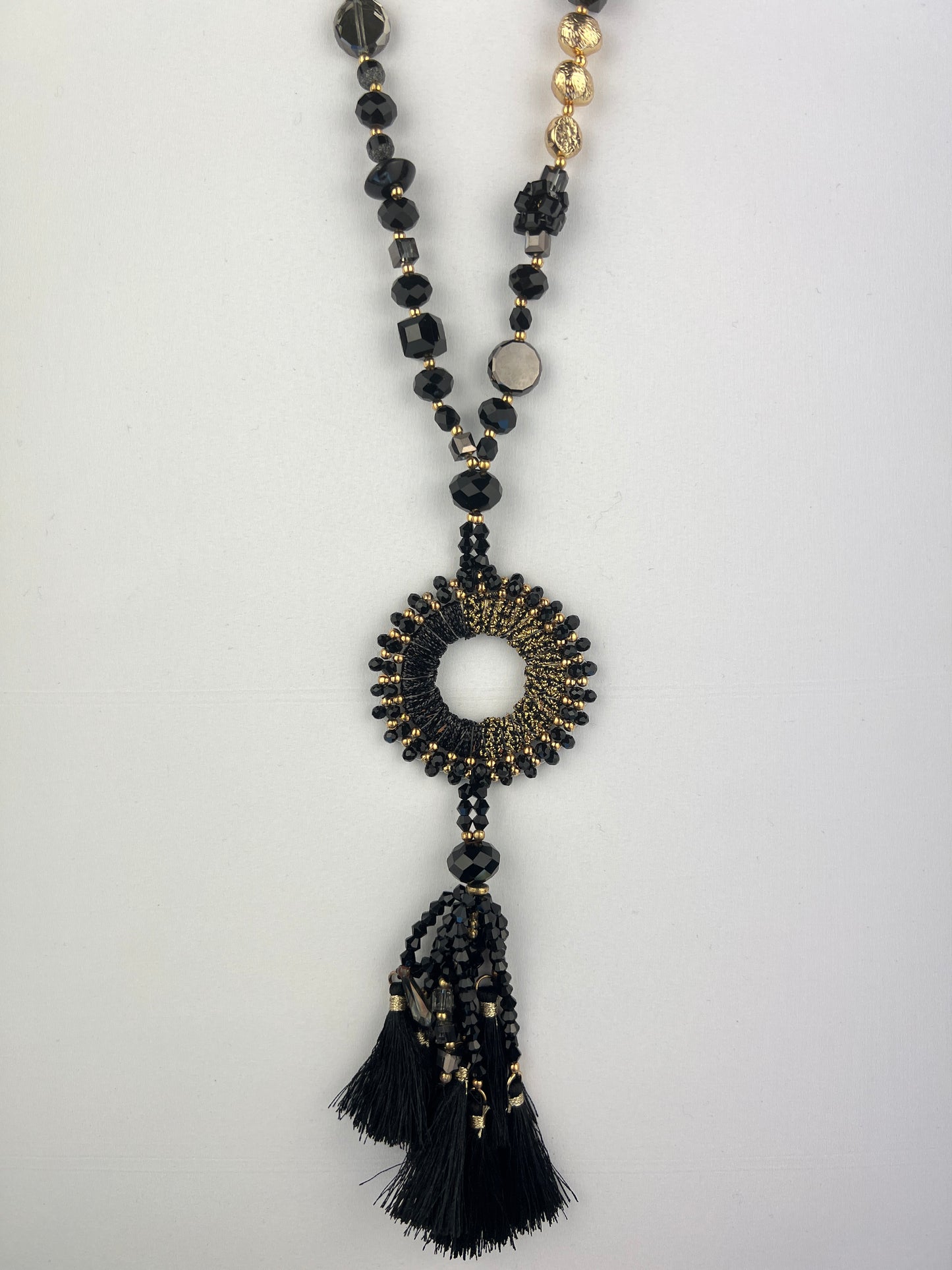 Collier Sautoir à Pendentif Pampilles Et Perles Dorées