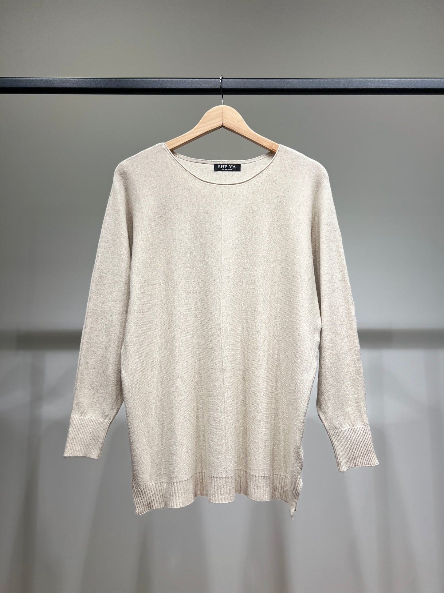 Pull Maille Fine Col Rond Bords-Côtes à Lurex Argenté