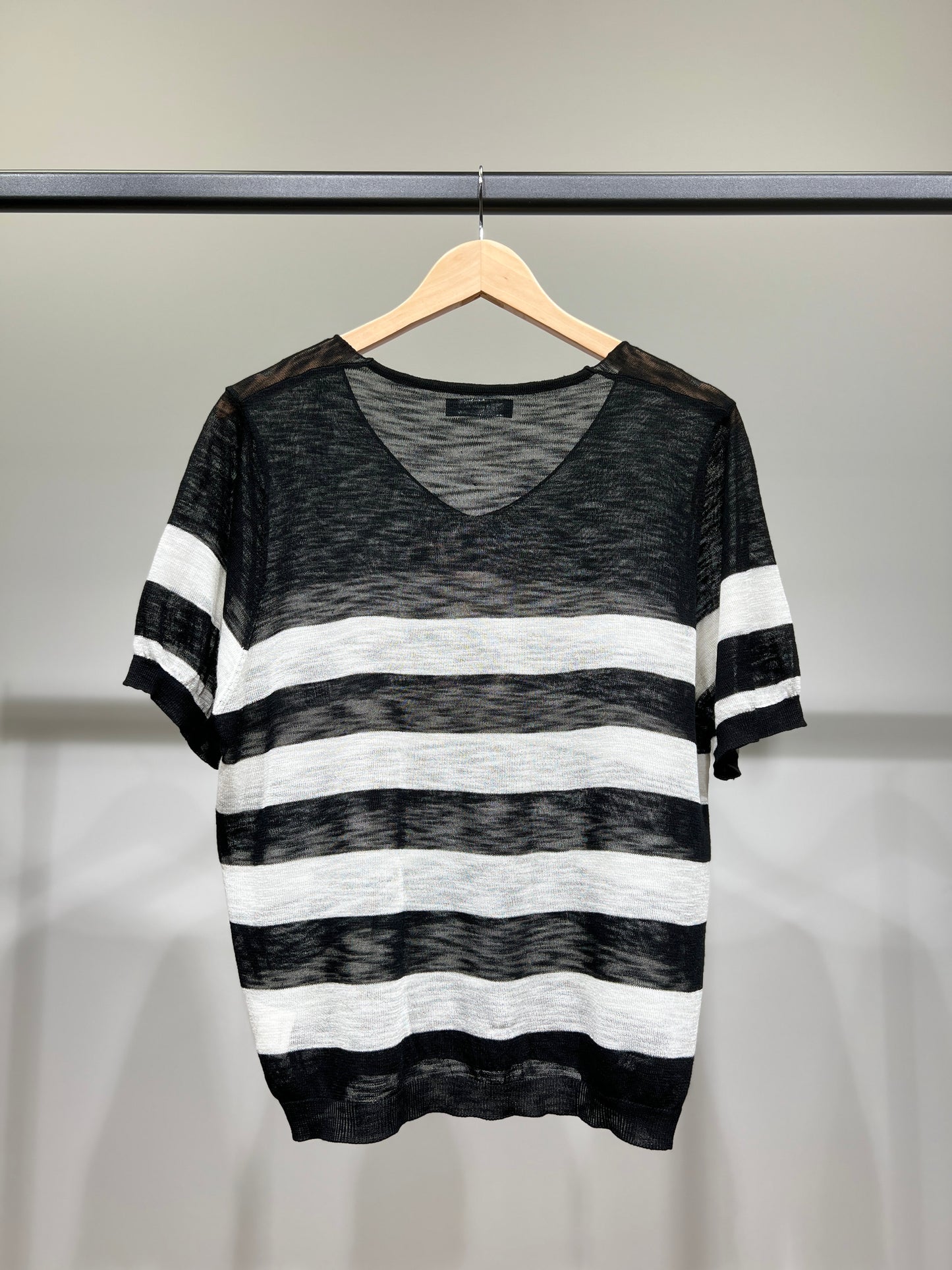 T-Shirt Fin Chiné Motif Marinière Col V à 25% Lin 20% Tencel