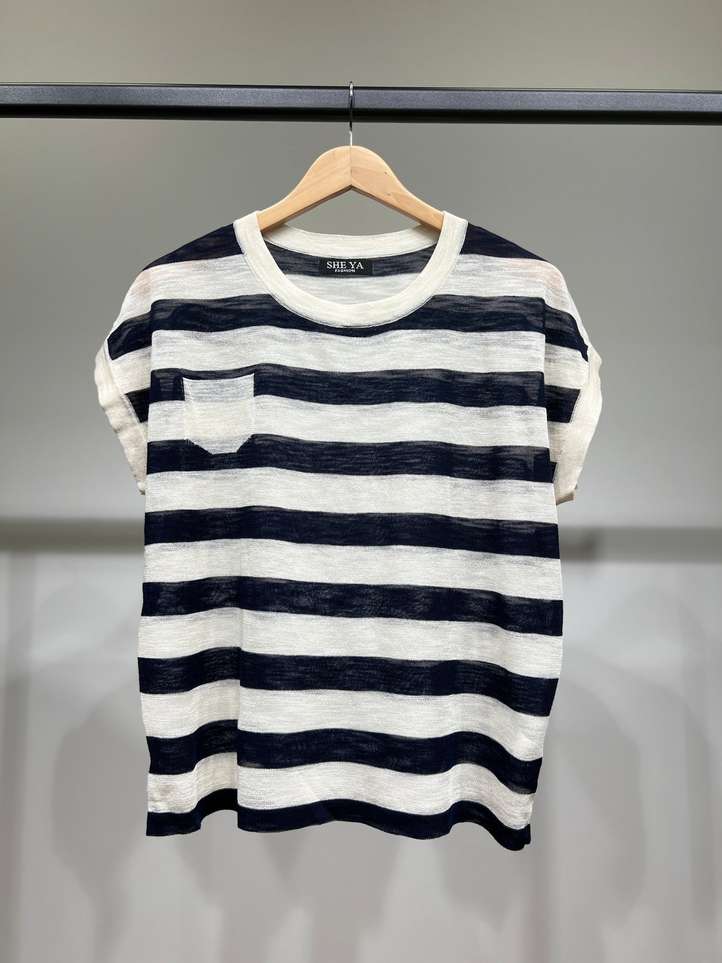 T-Shirt Fin Chiné Motif Marinière Col Rond à 25% Lin 20% Tencel