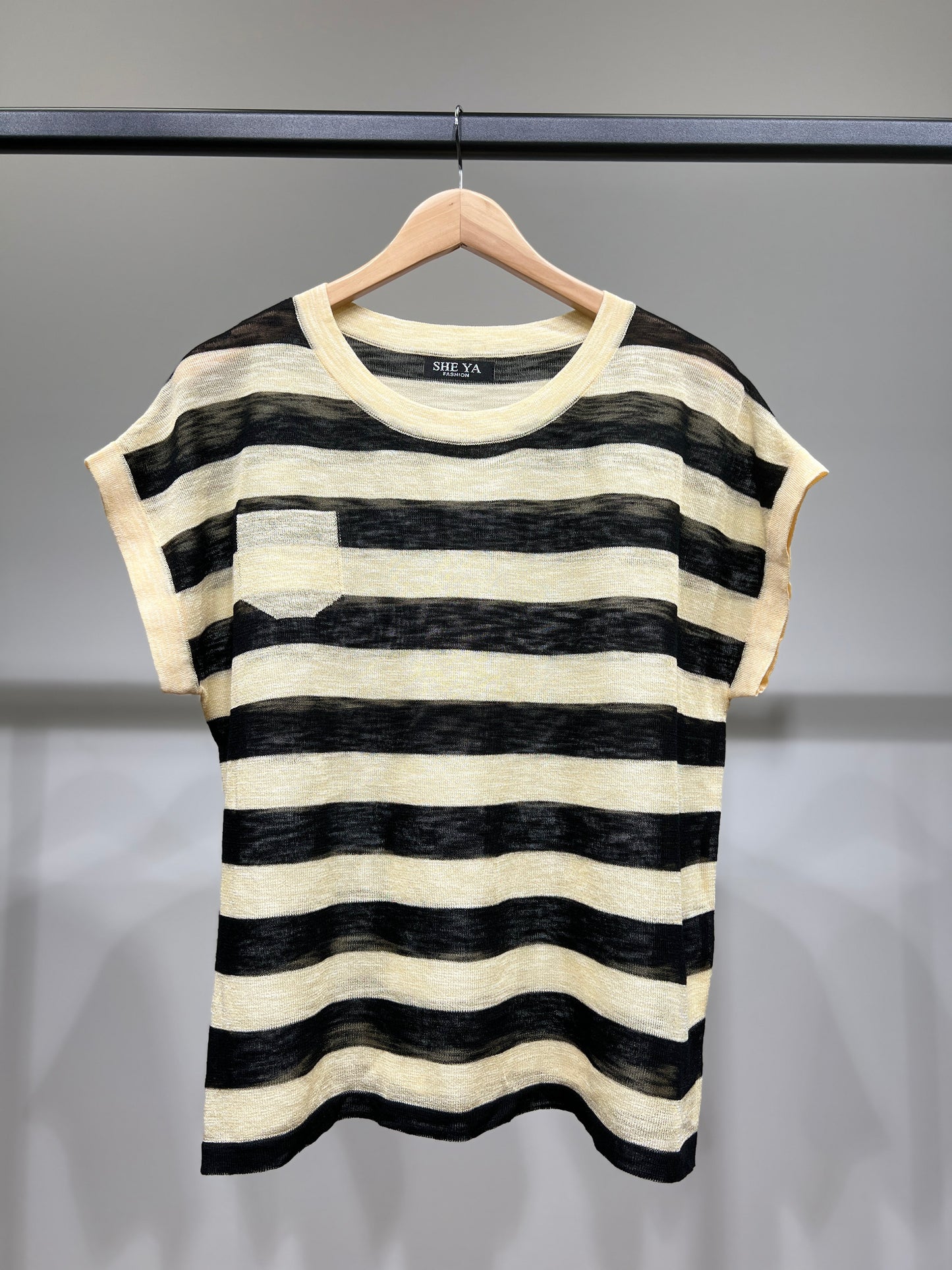 T-Shirt Fin Chiné Motif Marinière Col Rond à 25% Lin 20% Tencel