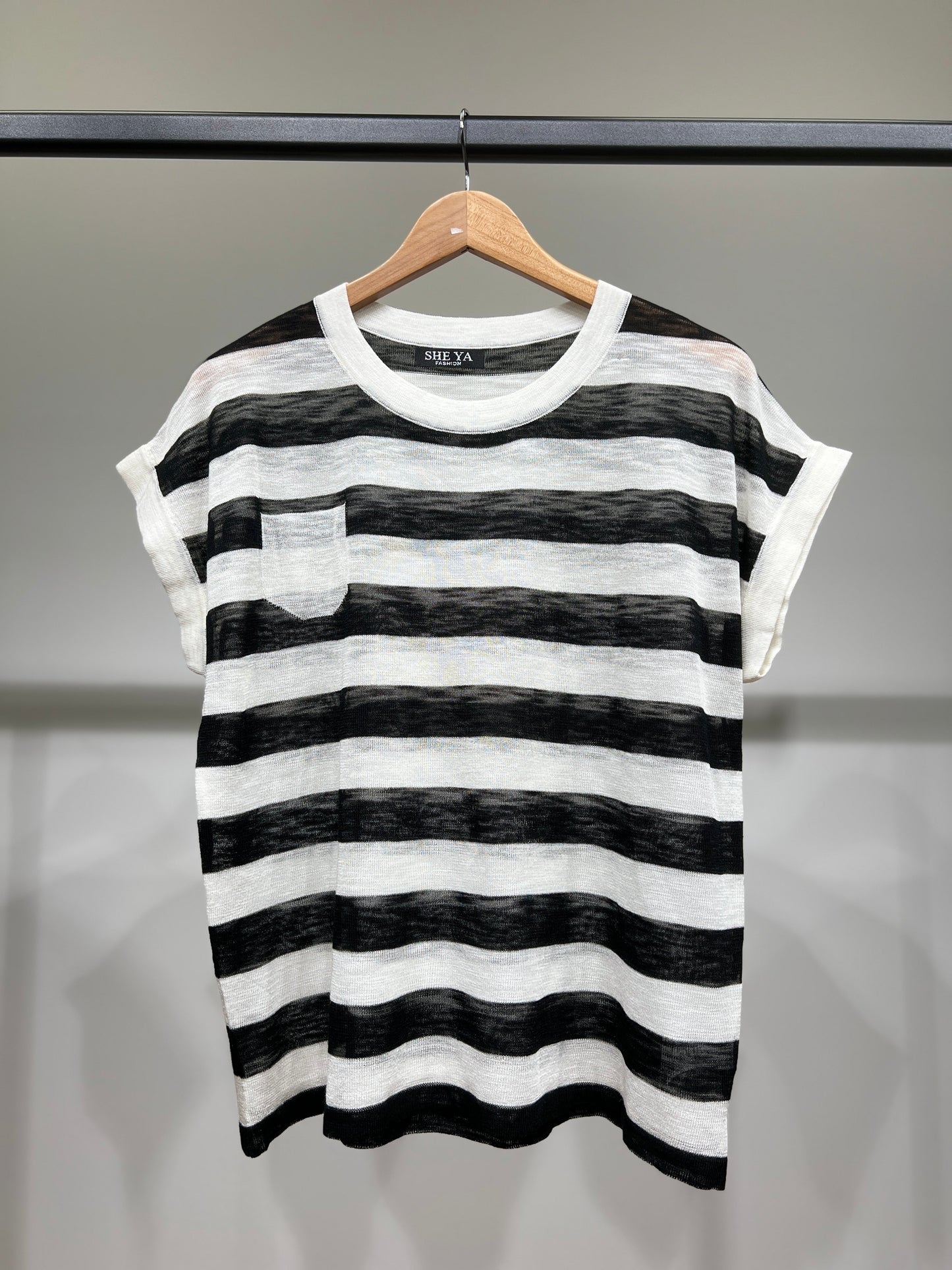 T-Shirt Fin Chiné Motif Marinière Col Rond à 25% Lin 20% Tencel