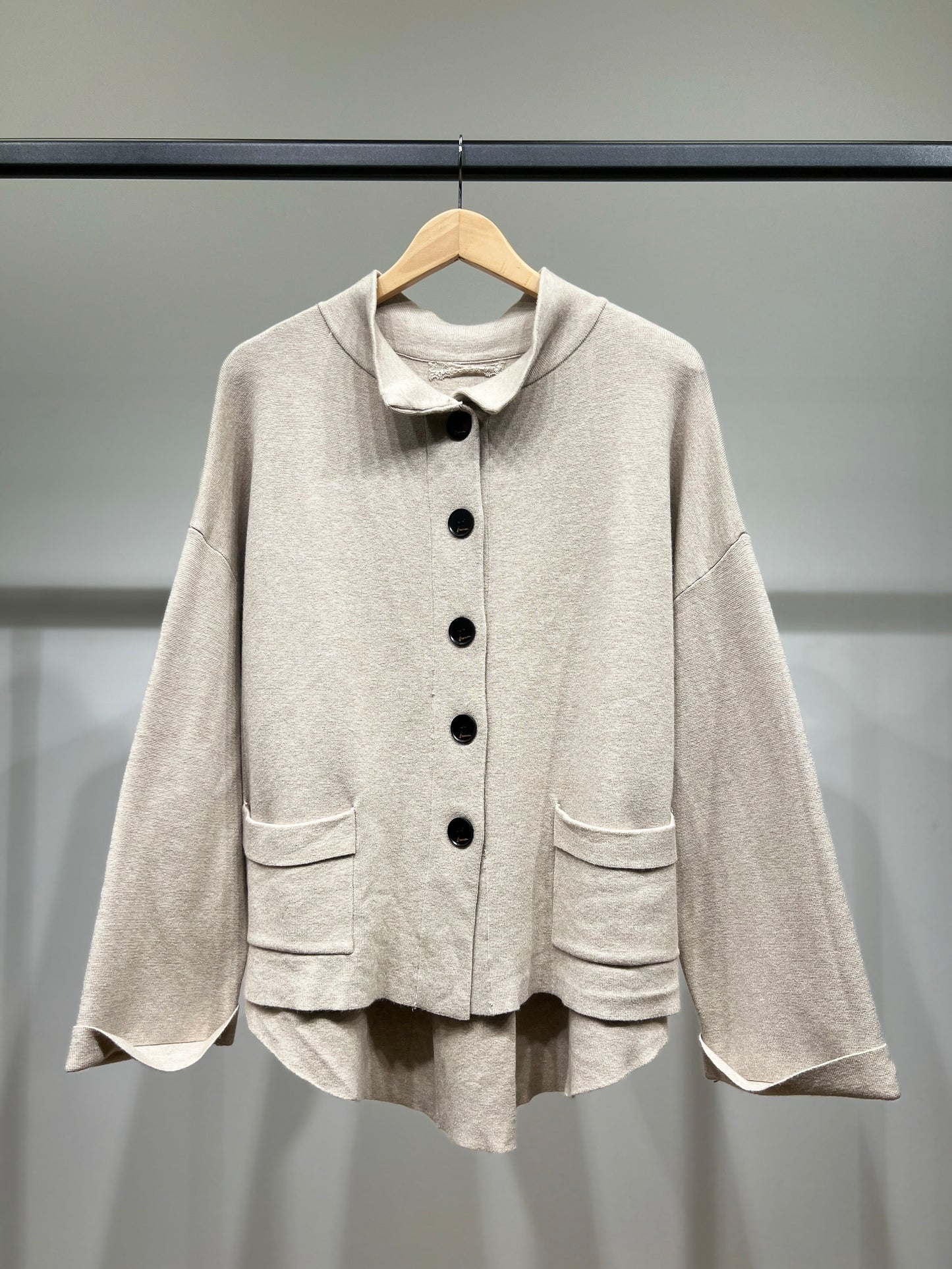 Gilet Large à Poches Col Montant Stretch Taille High-Low