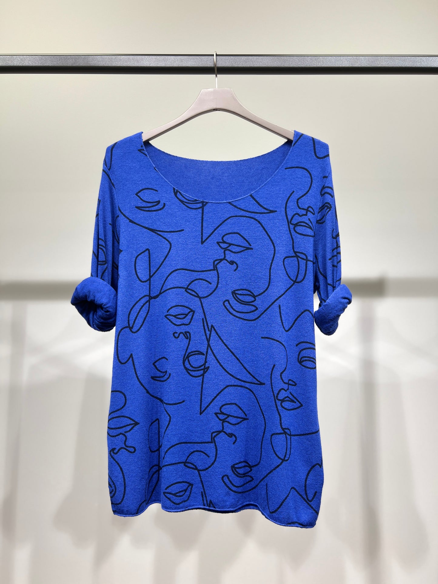 T-Shirt Manche Longue Col Rond à Motif Visages