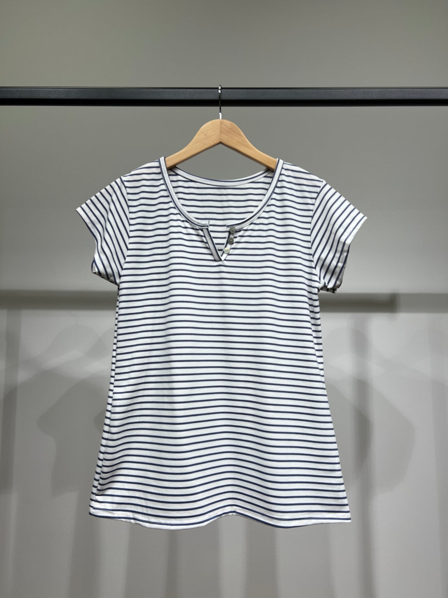 T-Shirt Rayé Marinière Manche Courte Col Henley 85% Viscose