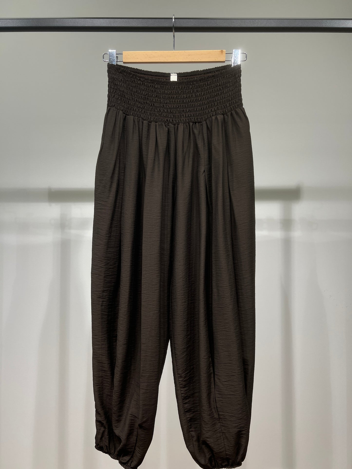 Pantalon Large Sarouel Coupe Bouffante Taille Élastique Smocké à Poches