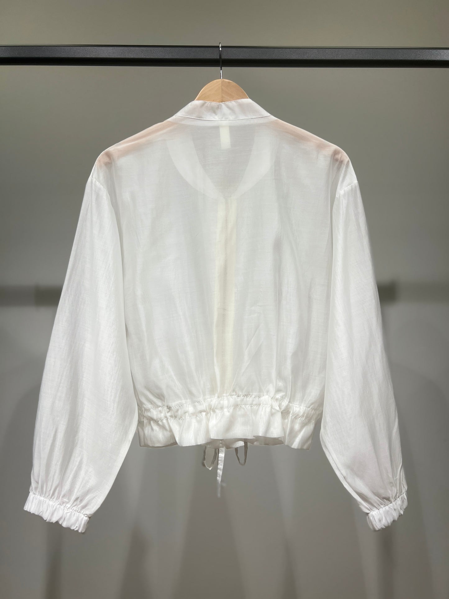 Veste Courte Zippé Manches Bouffantes Taille à Cordon