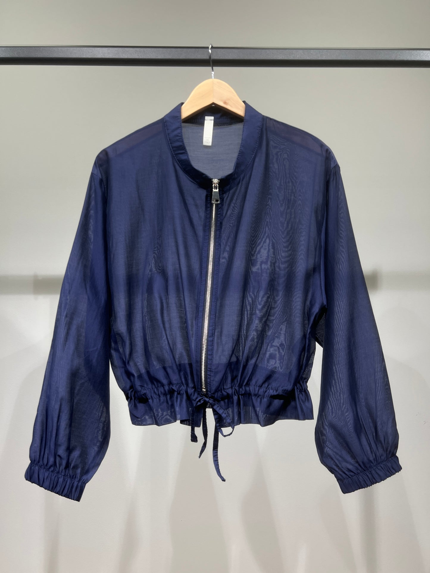 Veste Courte Zippé Manches Bouffantes Taille à Cordon