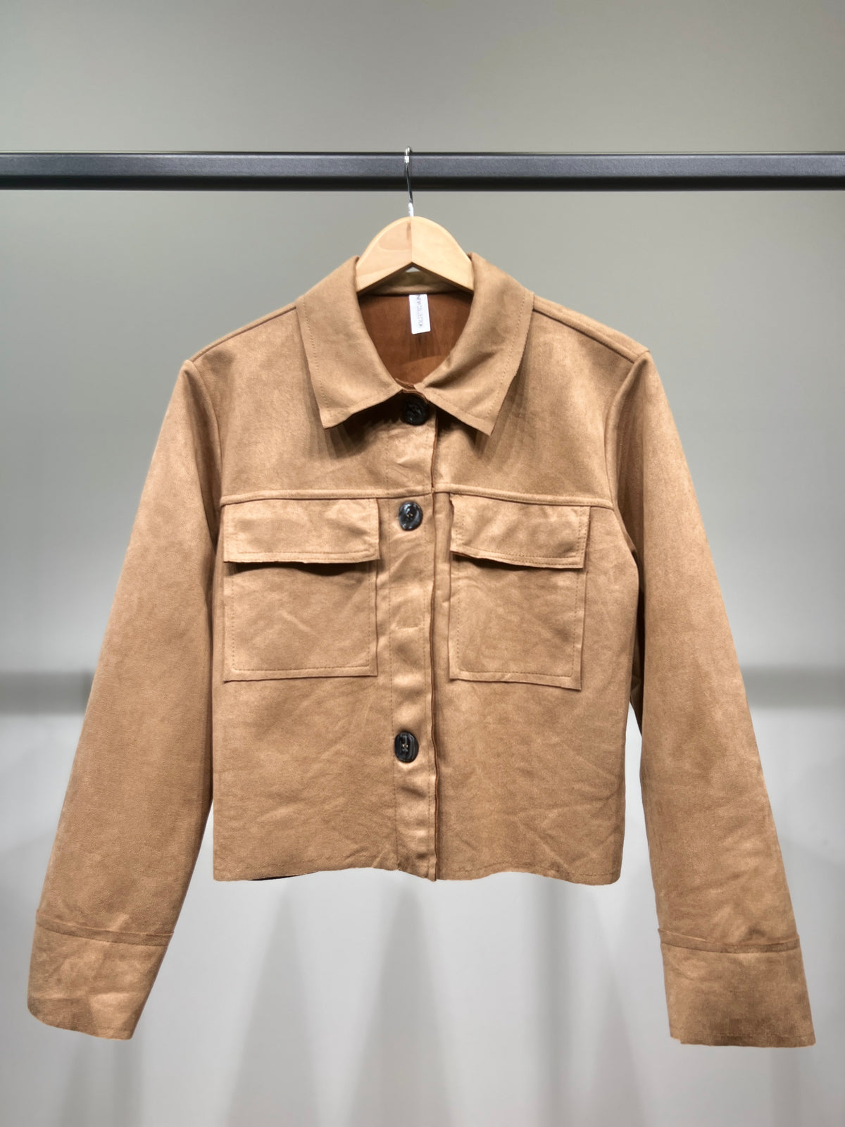Veste Courte Surchemise Suédine Cropped Poches Plaquées