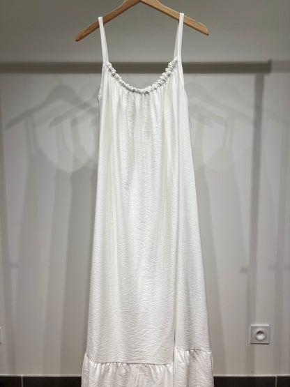 Robe Maxi Fluide Col Froncé Bretelles Fines Bas Volanté
