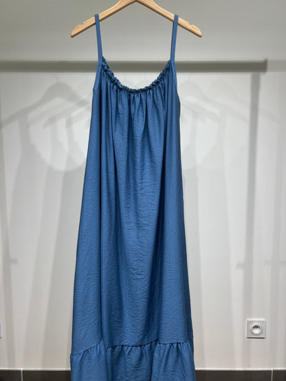 Robe Maxi Fluide Col Froncé Bretelles Fines Bas Volanté