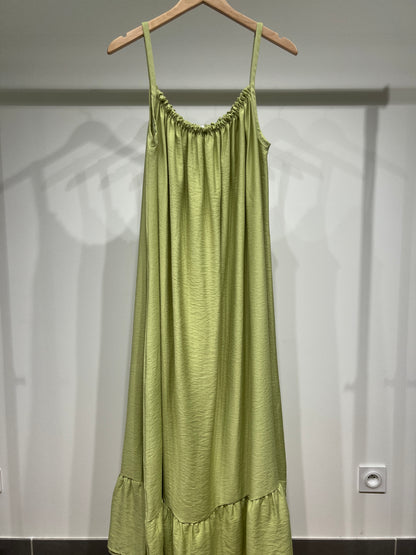 Robe Maxi Fluide Col Froncé Bretelles Fines Bas Volanté