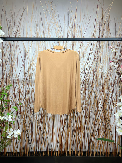 T-Shirt Col V Manches Longue Fil d'Or Asymétrique