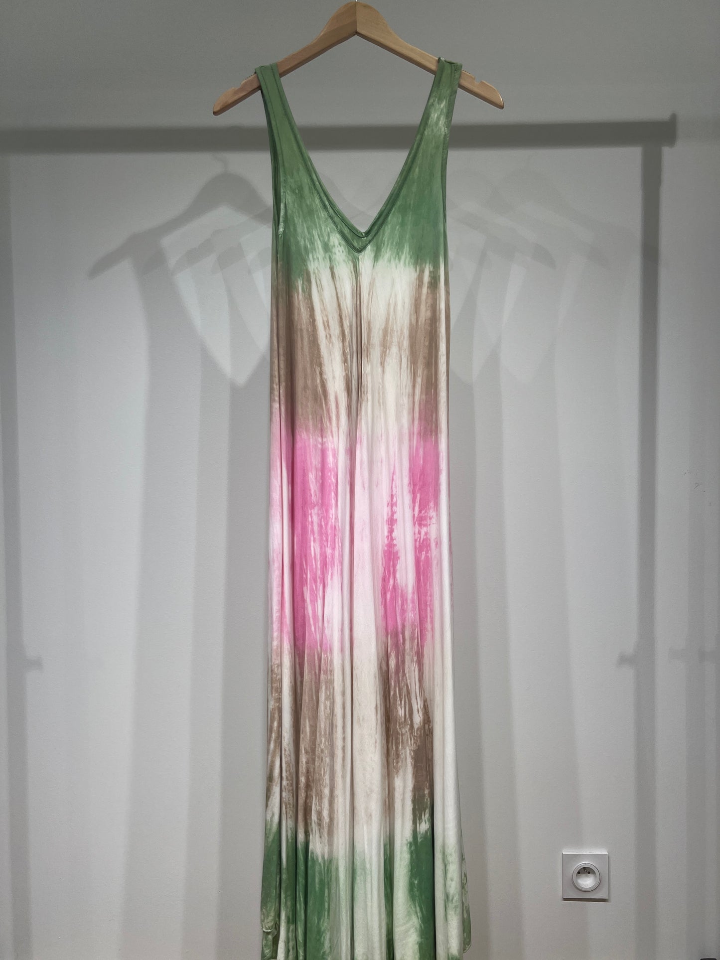 Tricolor Tie &amp; Dye Long Dress with Wide Straps and V-Neck