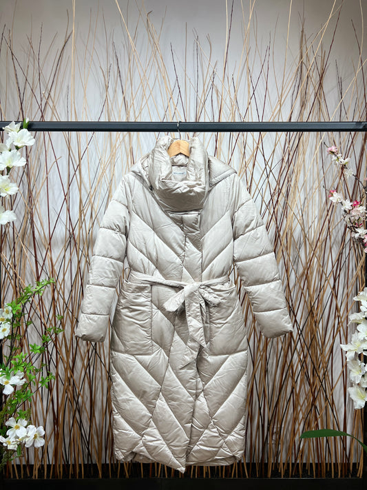 Doudoune Longue Col Montant à Capuche Boutonné & Zippé Avec Ceinture Taillé S-M-L-XL