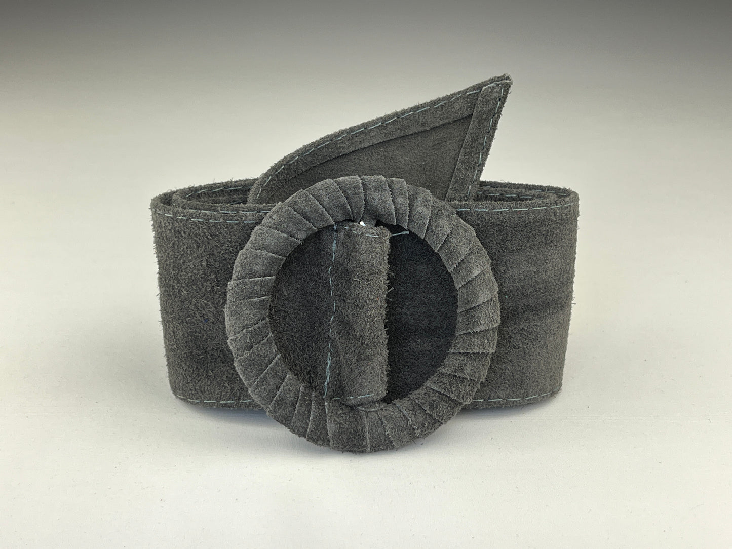 Ceinture Large En Cuir Boucle Ronde Gainée Ton Sur Ton