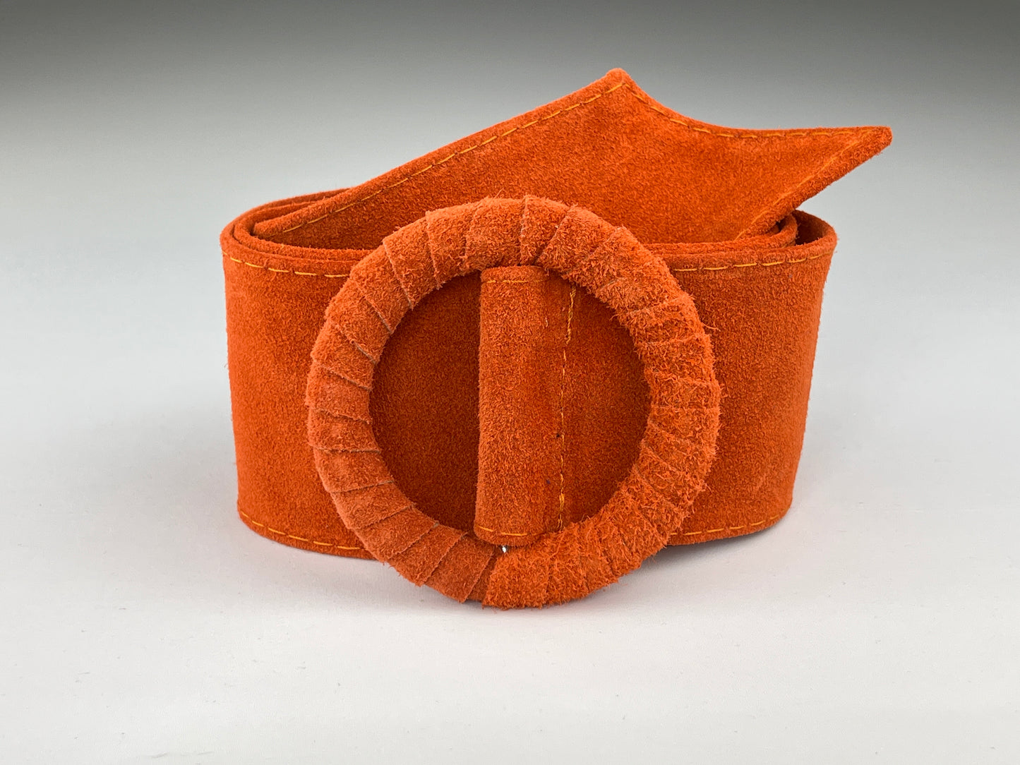 Ceinture Large En Cuir Boucle Ronde Gainée Ton Sur Ton