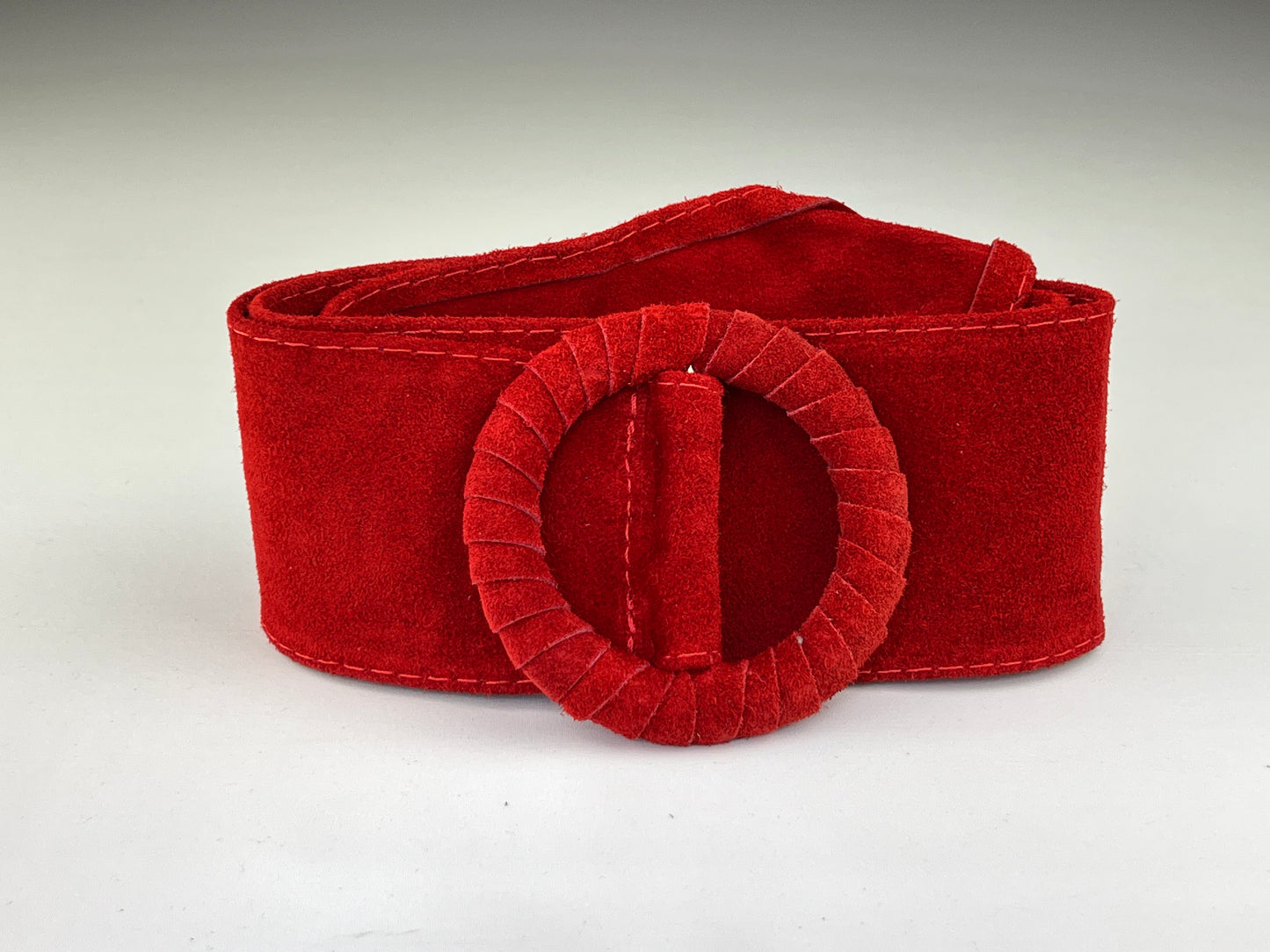 Ceinture Large En Cuir Boucle Ronde Gainée Ton Sur Ton