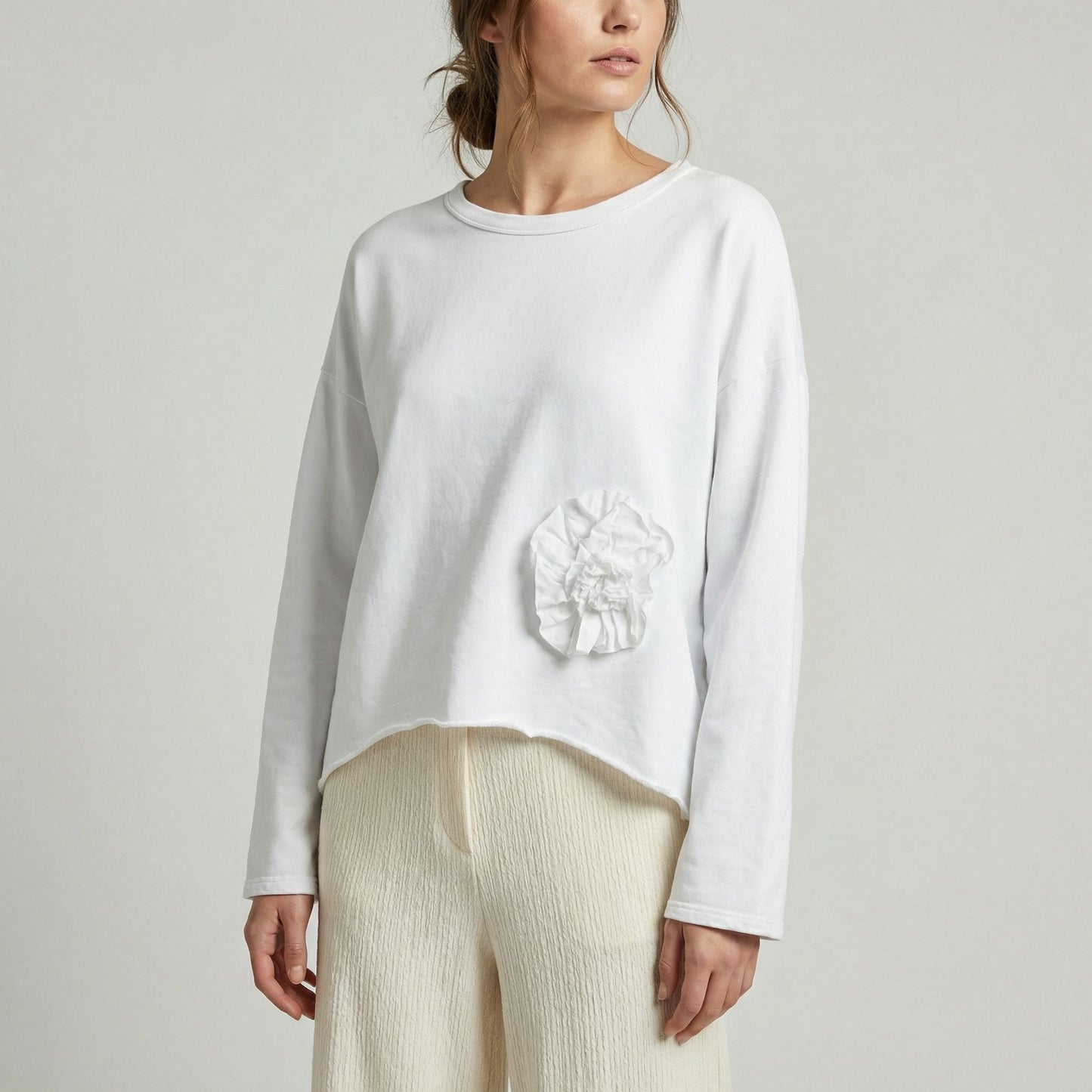 Pull Large Col Rond Décoration Florale 70% Coton