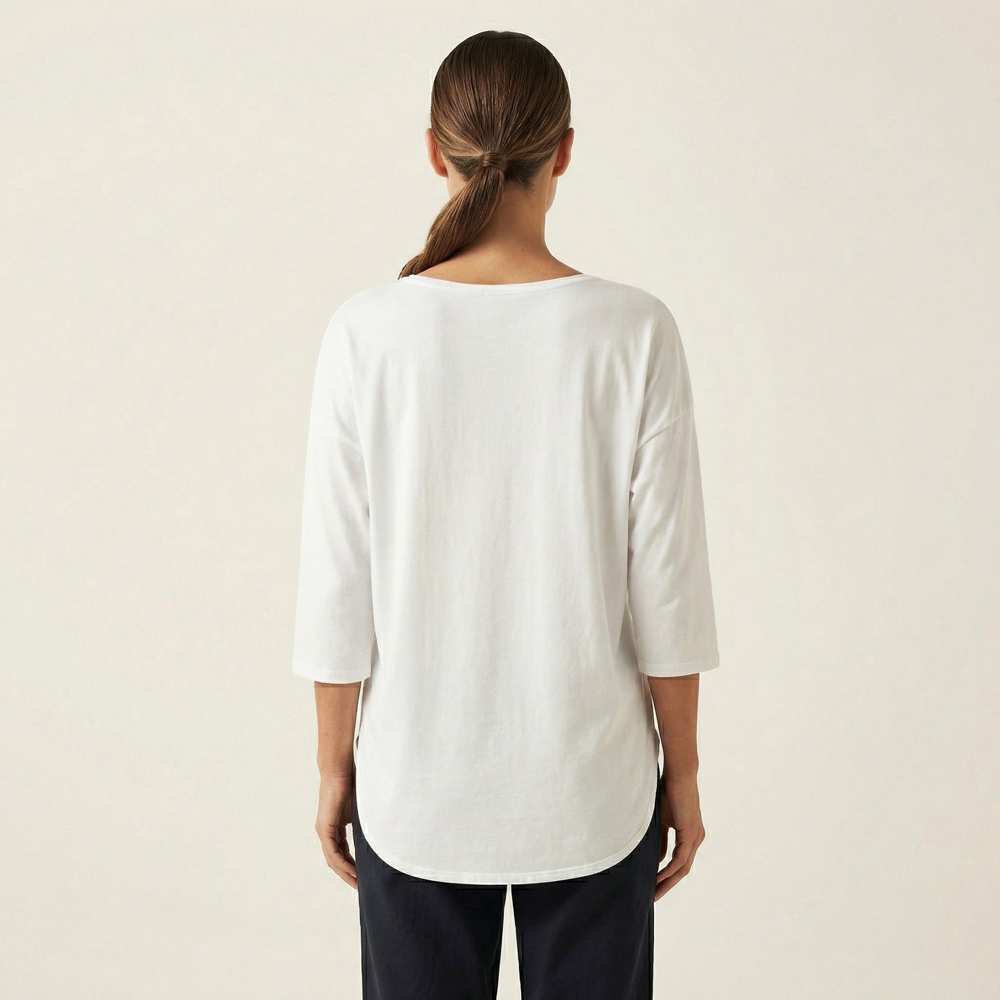 T-Shirt Large Col V Manche 3/4 Pans Arrondis 95% Coton