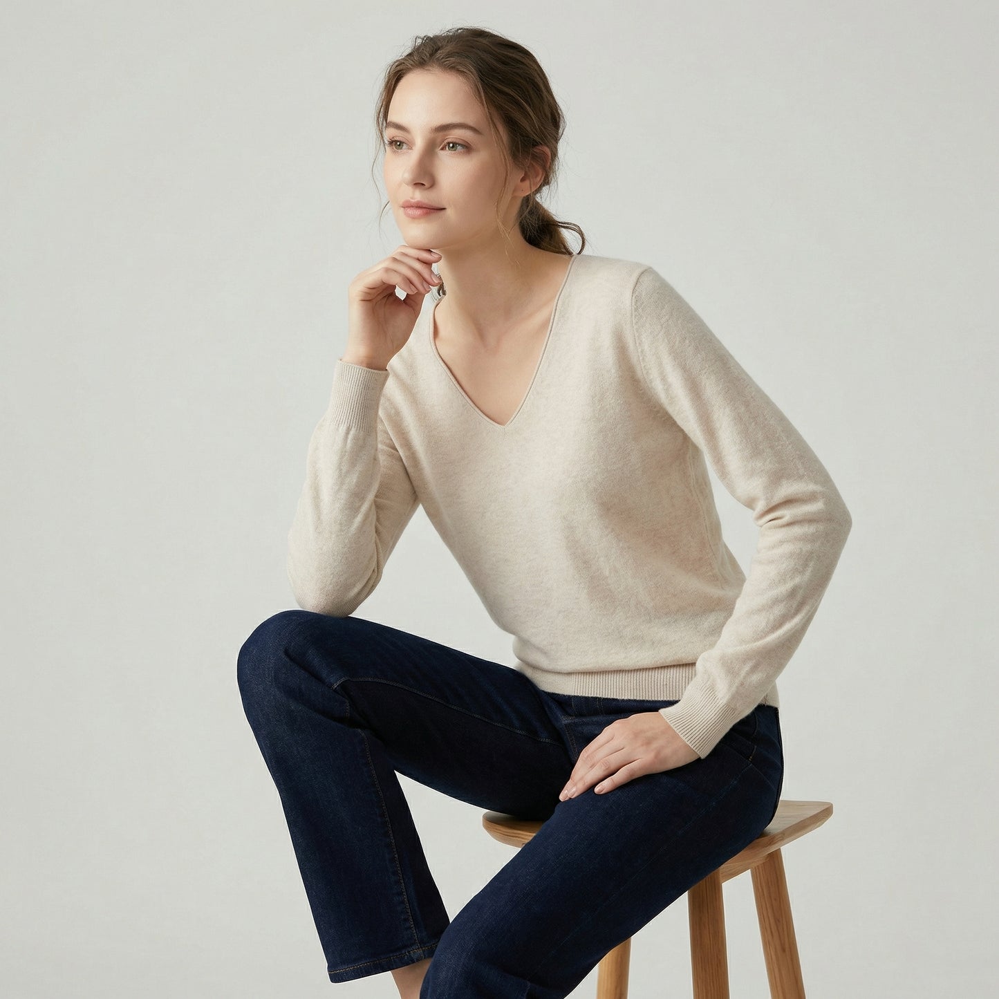 V-Neck Undershirt with Nylon Wool and Elastic Waist