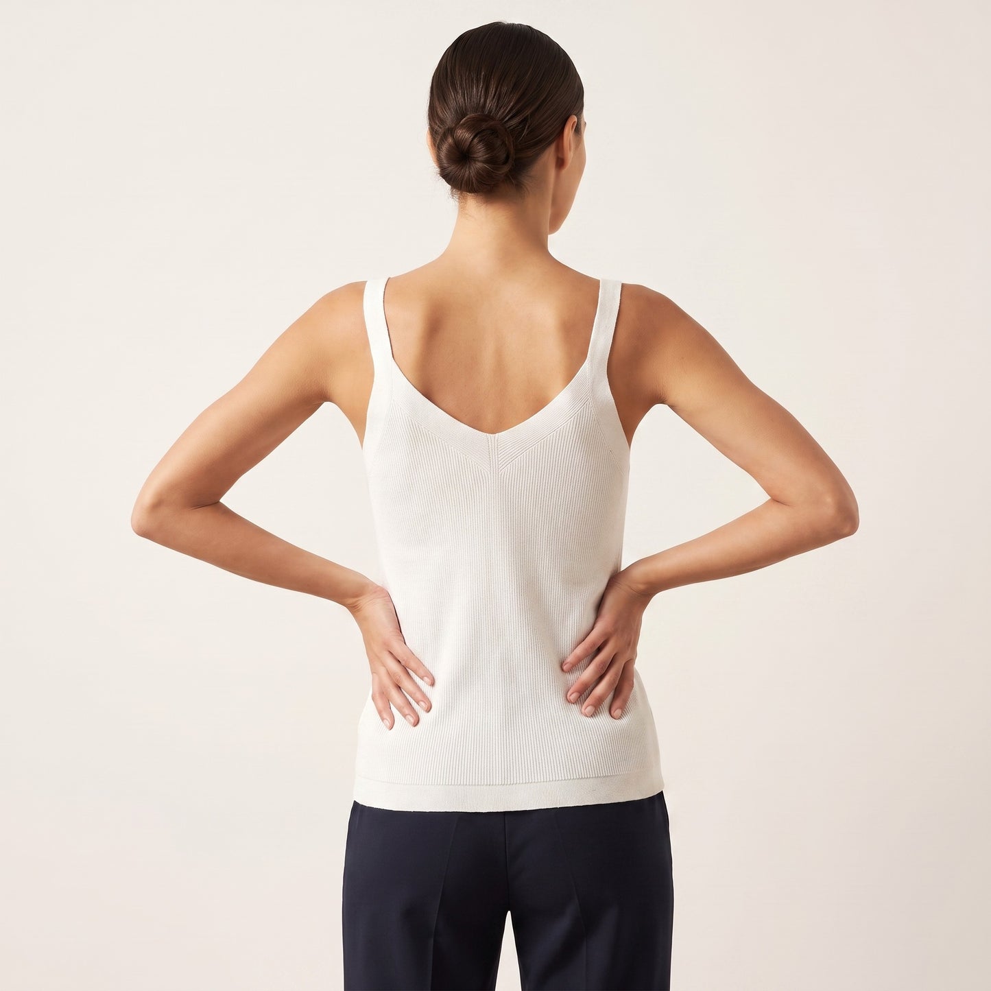 Débardeur Maille Côtelé Simple Col V Bretelles Larges Taillé S/M-M/L