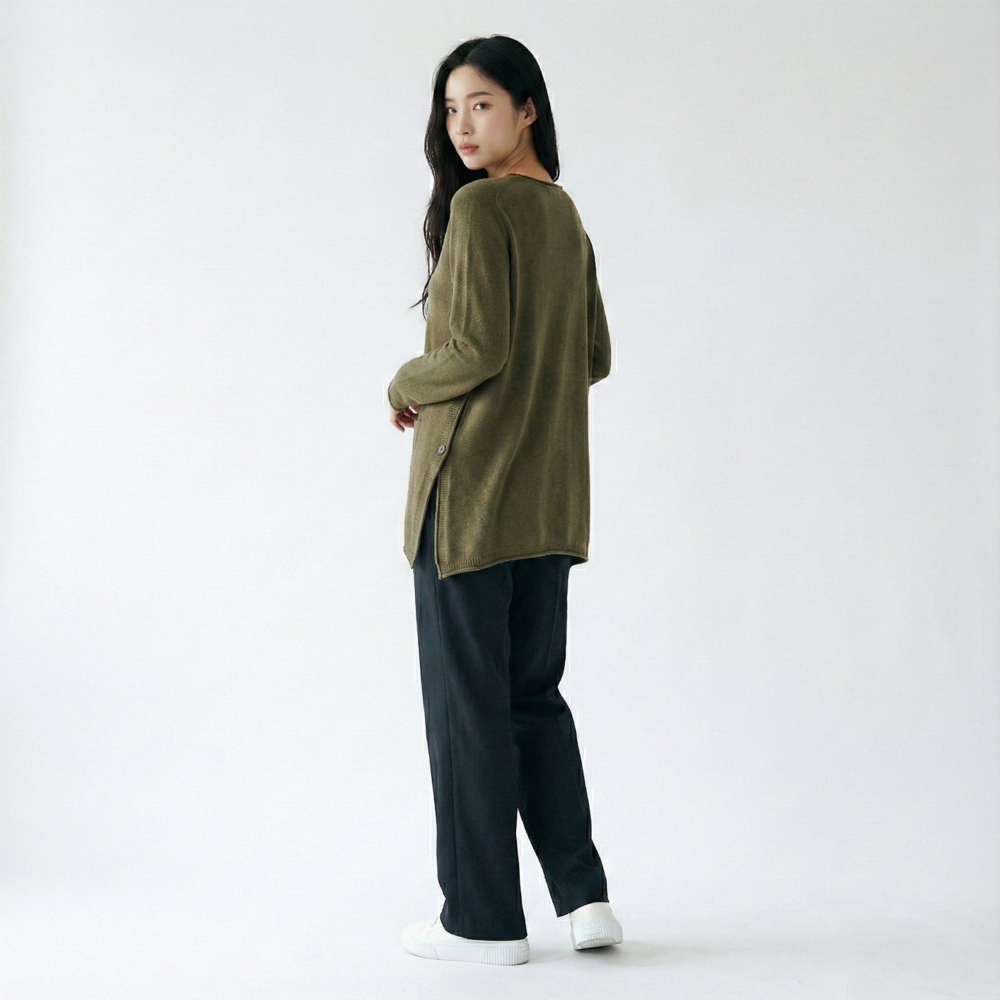 Pull Ample Fentes Cotés Boutonnées Poches Décoratives