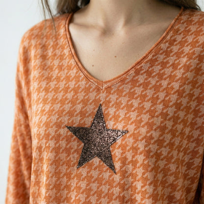 Round Neck T-Shirt with Houndstooth Pattern and Star Print