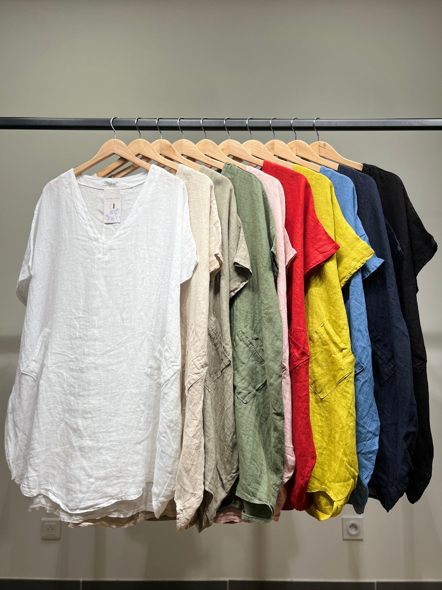 Tunique Large Col V Manche Courte à Poches 100% Lin