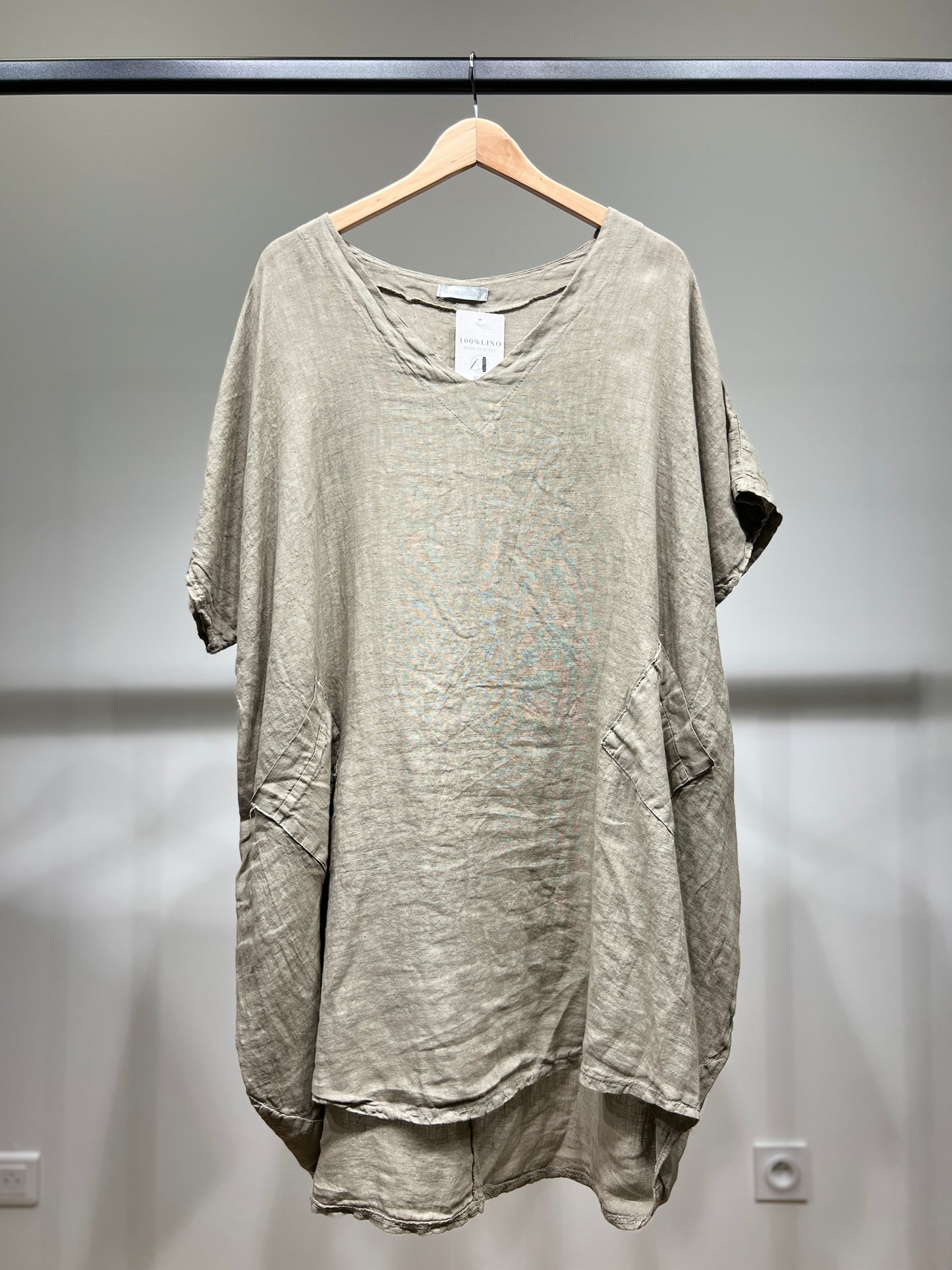 Tunique Large Col V Manche Courte à Poches 100% Lin