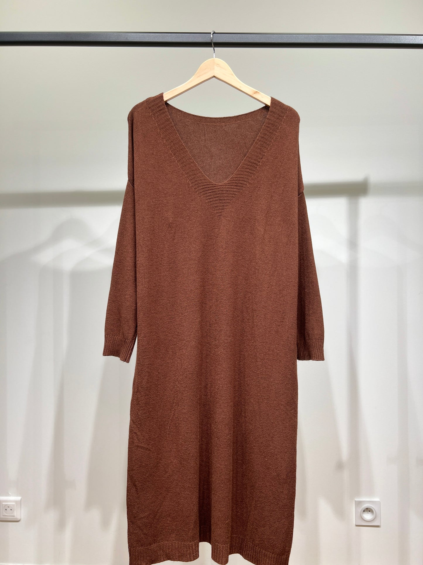 Robe Pull Maille Fine Bord-Côtes Côtelé Col V