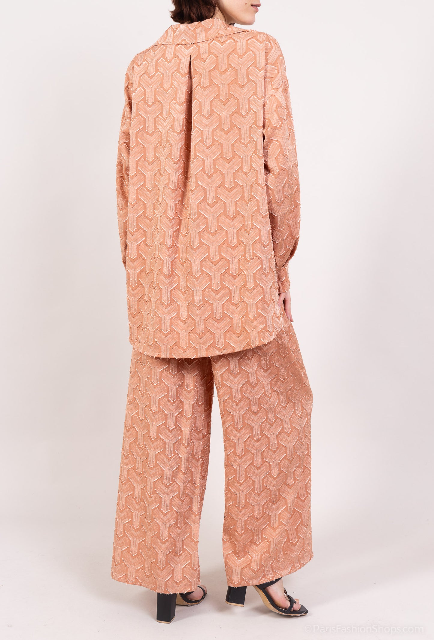 Ensemble Chemisier Pantalon Motif Géométrique Brillant