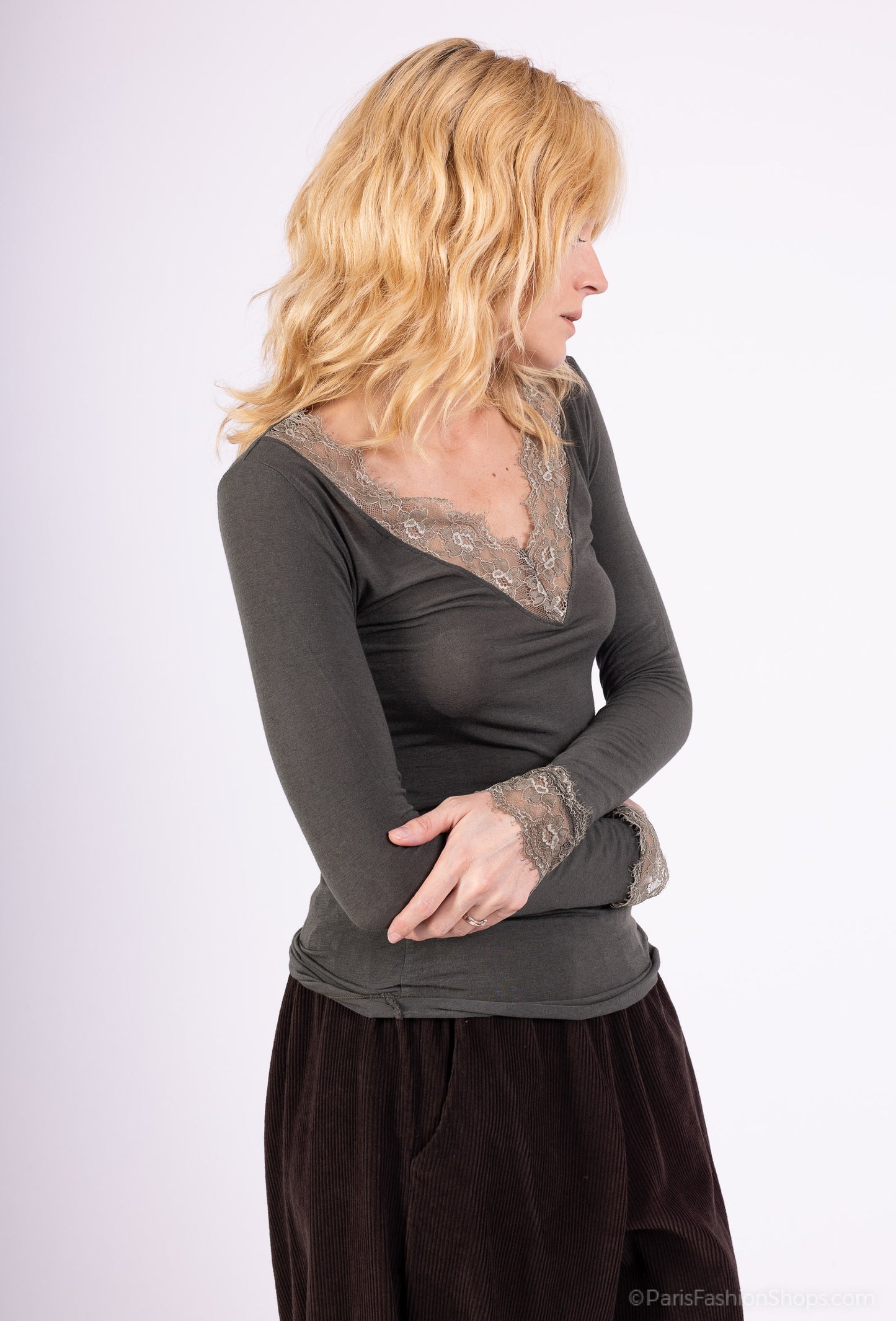 T-Shirt Léger Col V Manches Longue Dentelles 15% Cachemire