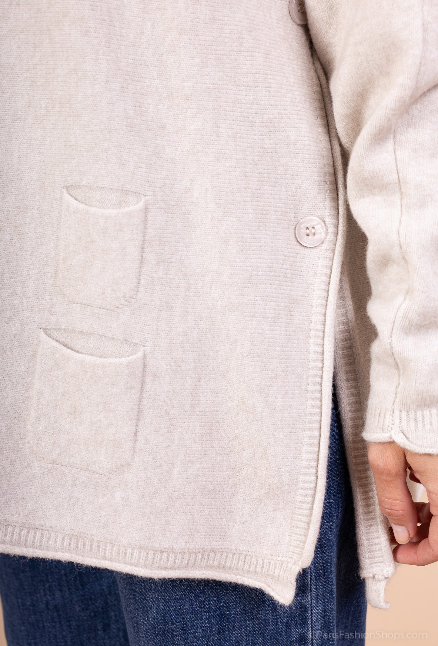 Pull Ample Fentes Cotés Boutonnées Poches Décoratives