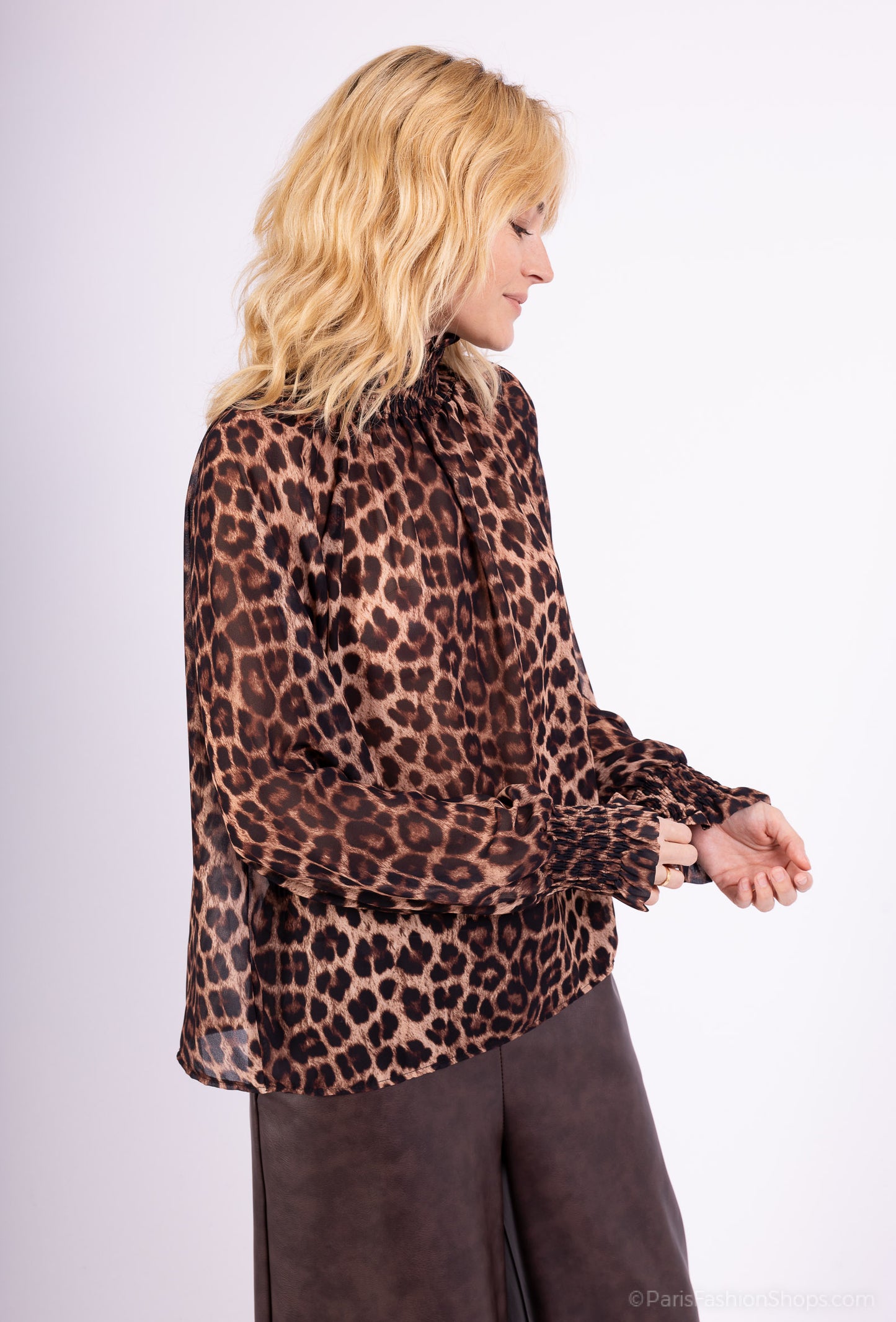 Blouse Col Montant Et Poignets Smocké Mousseline À Motifs