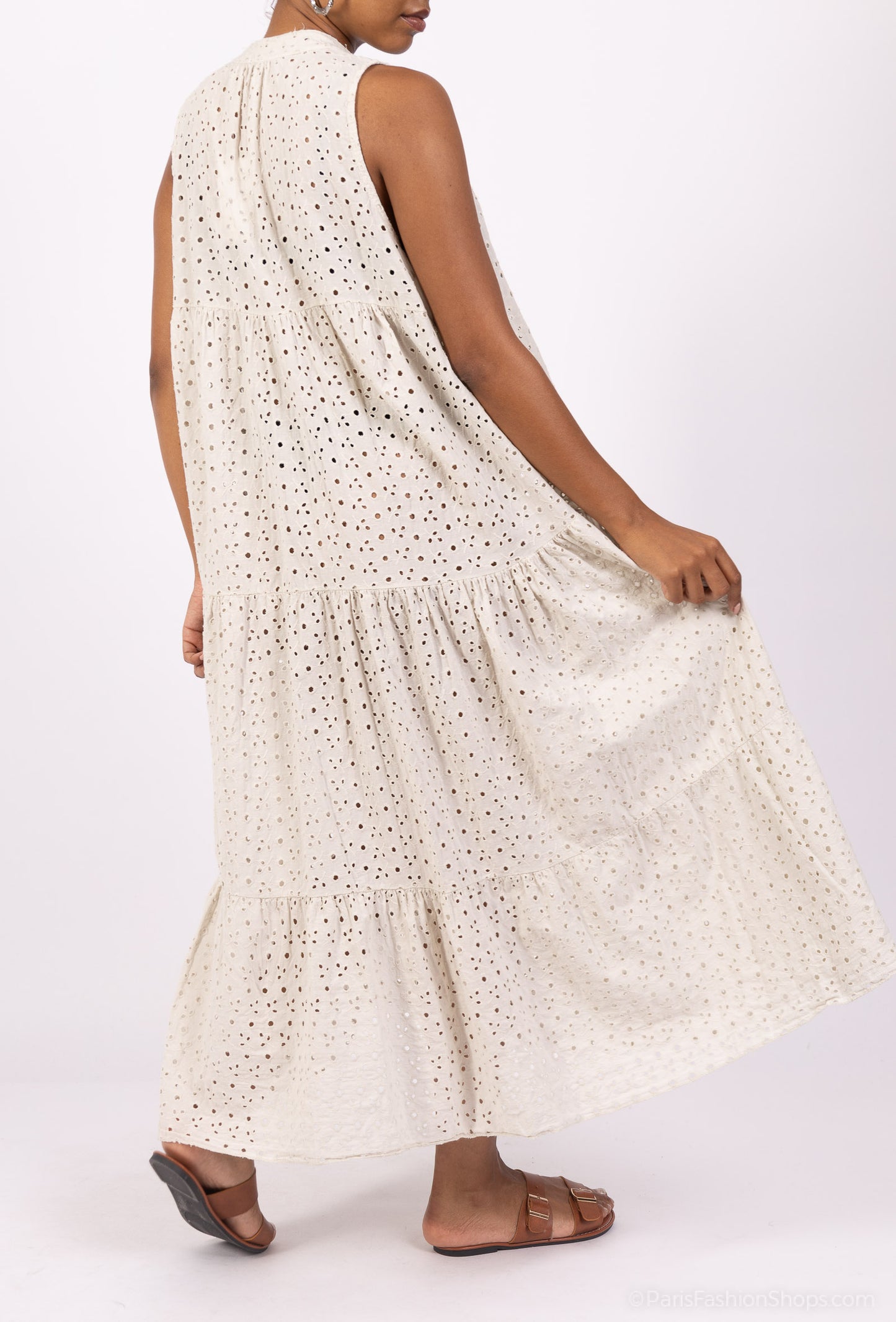 Robe Boutonnée Brodé Ajouré Motif Fleuri 100% Coton