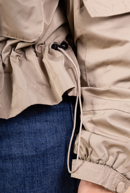 Veste Techwear Imperméable à Capuche Ajustable