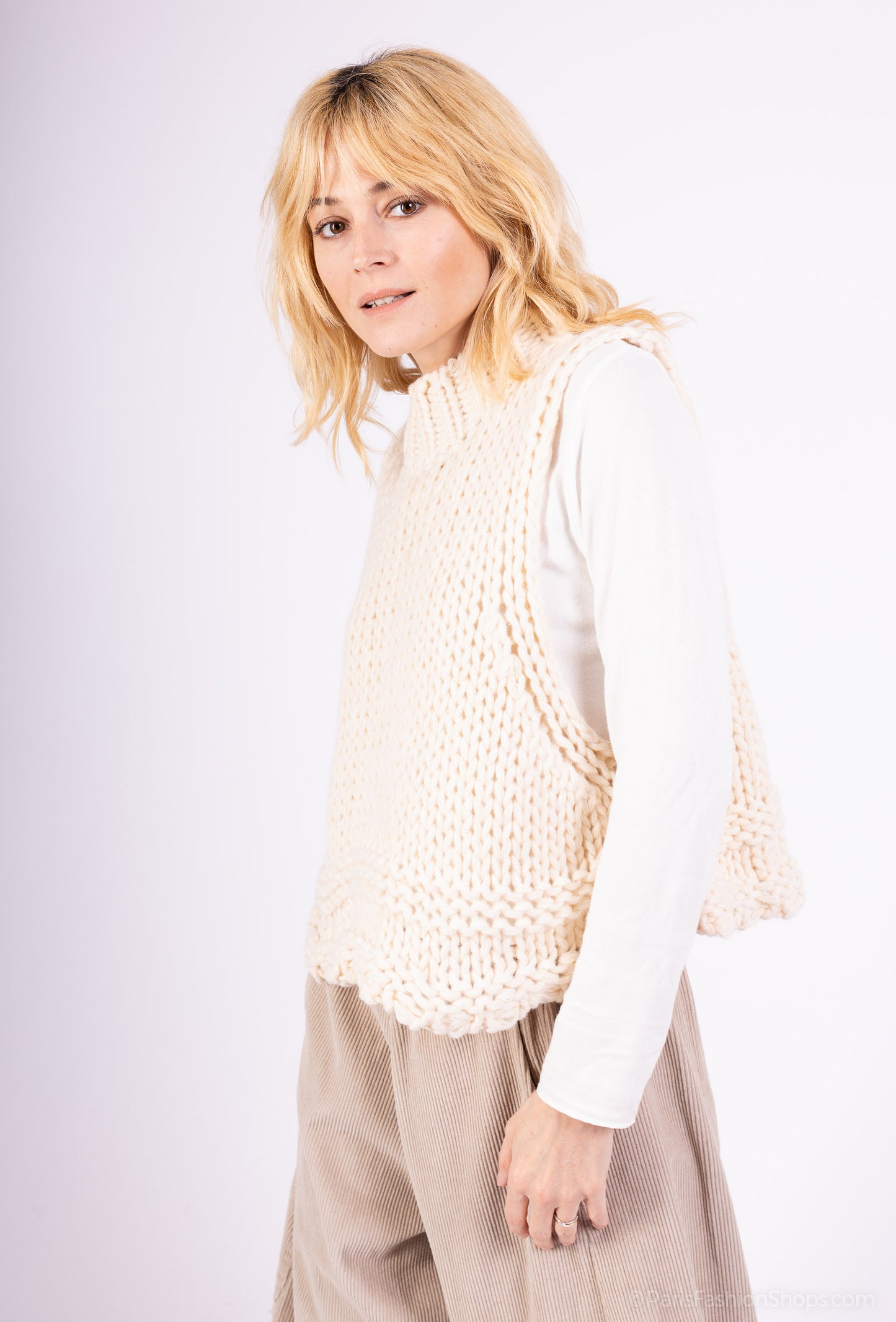 Gilet Tricoté Torsadé Maille Large Évasé